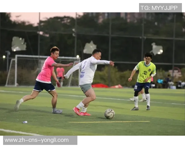 功利足球的兴起与衰退：战术演变对足球魅力的影响与反思